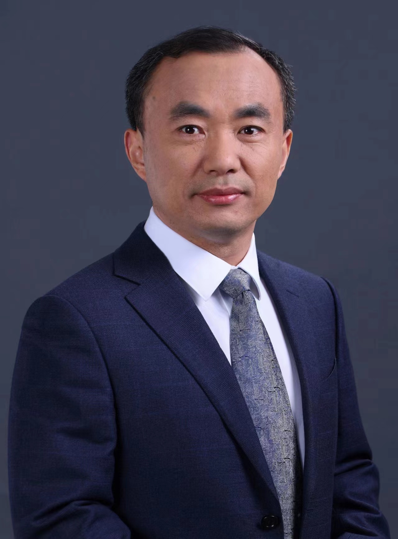 郑伟英